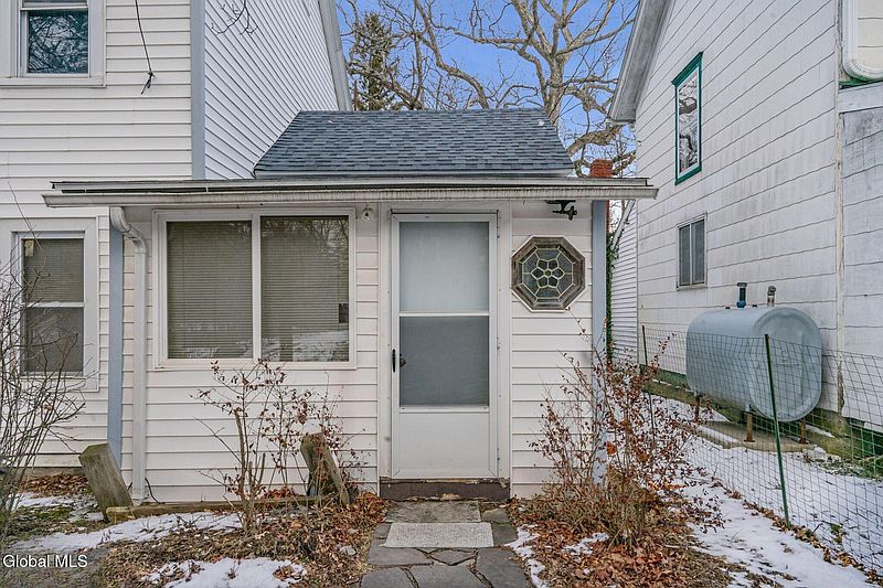 4th image of 64 Grove Street