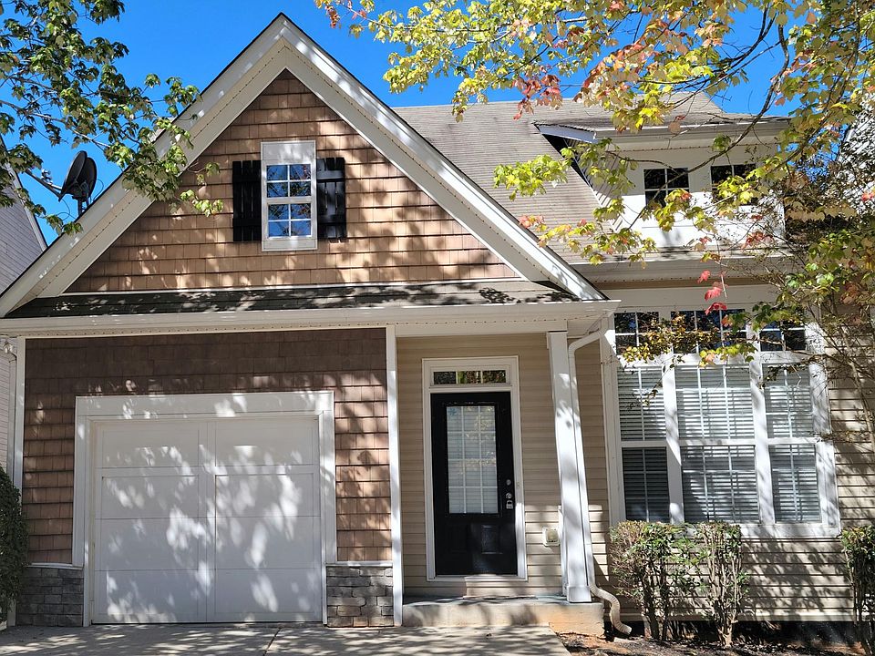 Beautiful well-maintained property!