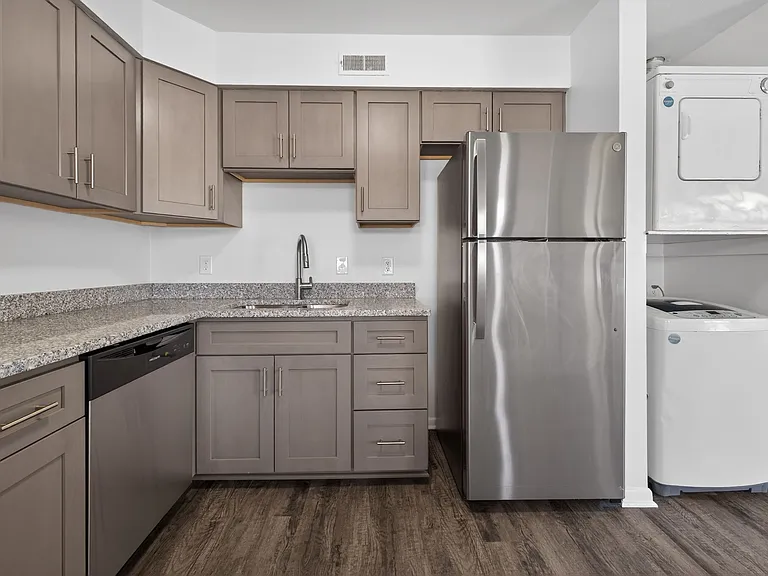 1415 E Ocean View Ave #J — Photo 6