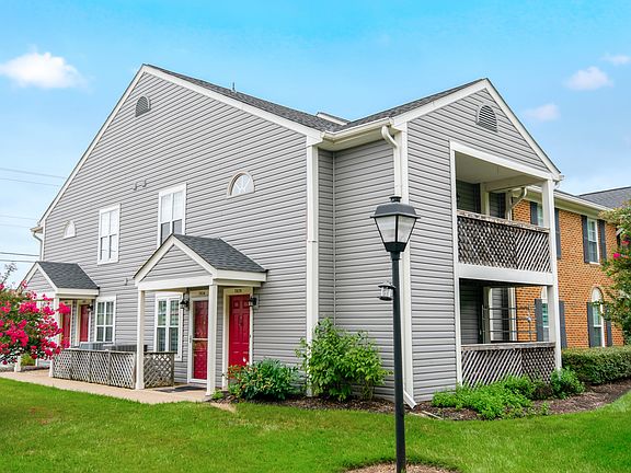 2nd image of 7828 Waverley Mill Ct