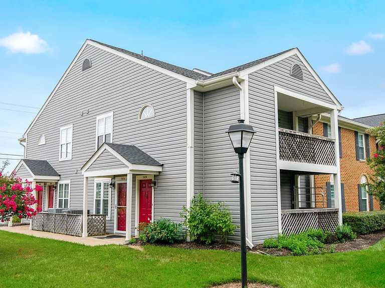 7828 Waverley Mill Ct — Photo 2