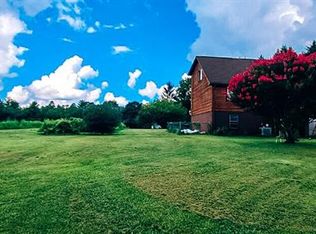 23 Apple Blossom Ln, Hendersonville, NC 28792