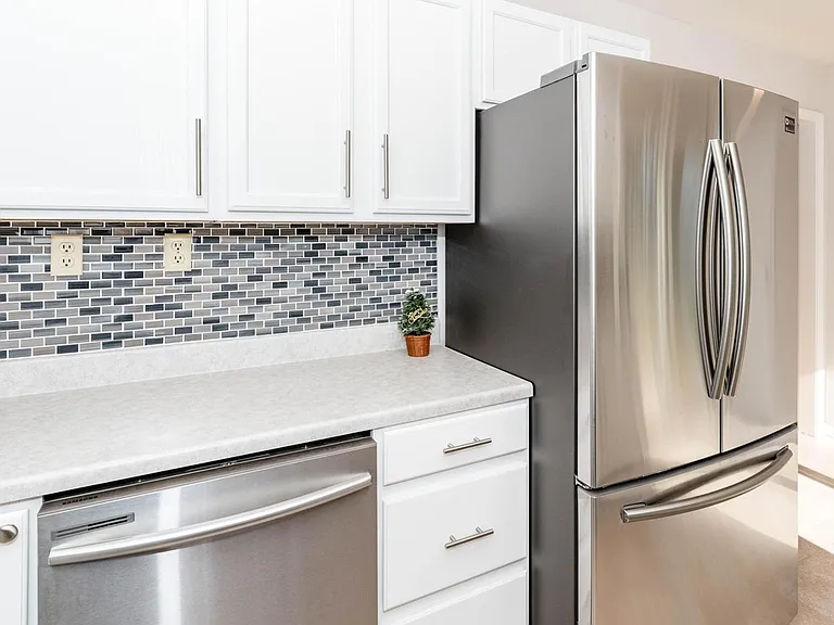 100 E El Cortez Dr — Photo 11