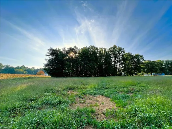 Gideon Grove Church Rd, Stokesdale, NC 27357