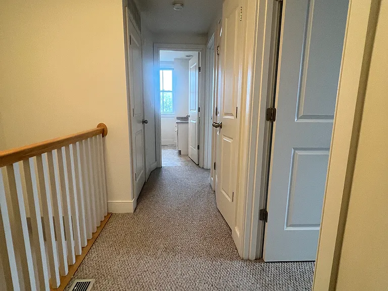 104-106 2nd St #U4 — Photo 4