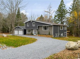 2 Ian Cres, Rothesay, NB E2E 5P9