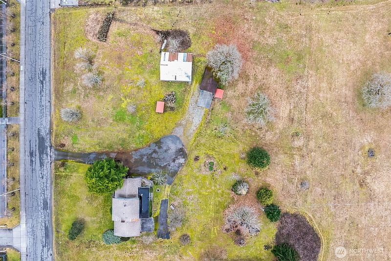 3rd image of 7811 S Verde Street