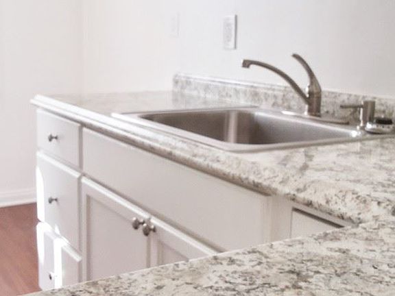 5th image of 801 Gramercy Dr APT 105