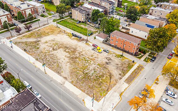 2nd image of 700 S Kedzie Ave