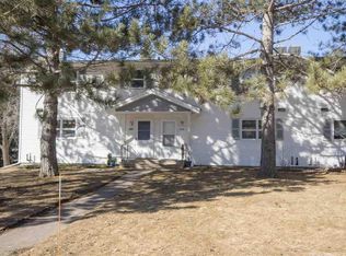 819 Hamilton Dr, Duluth, MN 55811