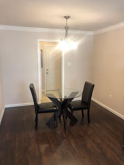 3 bed, 1177 sqft, $1,700 — Photo 4