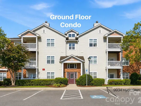 9934 Hyde Glen Ct, Charlotte, NC 28262