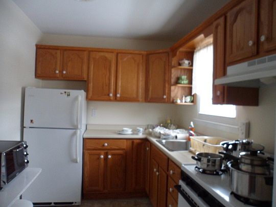 2nd image of 2417 Wilshire Ln
