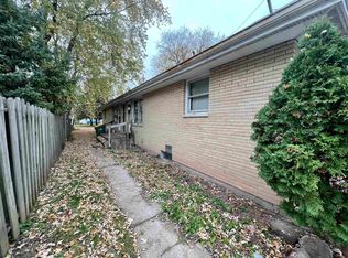 1357 Doty St, Green Bay, WI 54301