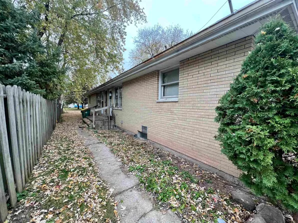 1357 Doty St, Green Bay, WI 54301