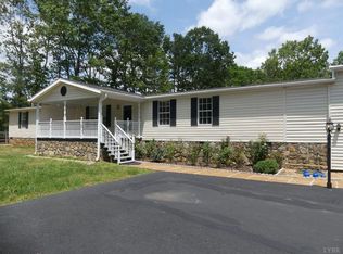 6871 W James Anderson Hwy, Gladstone, VA