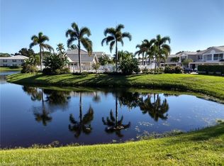 850 Tanbark Dr APT 102, Naples, FL 34108