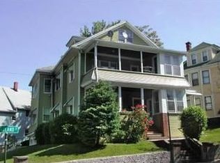82 Edgeland St, Springfield, MA 01108