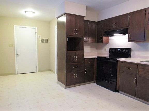 4th image of 5310 Winston Dr