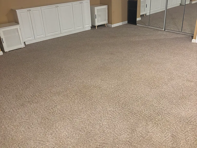 1515 Sharpes Ct — Photo 6