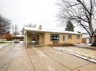 3333 W Wagon Trail Dr, Englewood, CO 80110