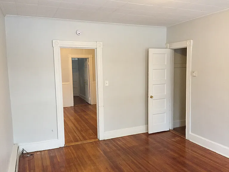 103 Gold St #1A — Photo 6