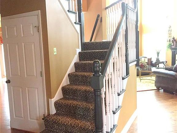 5th image of 16959 Westridge Oaks Dr