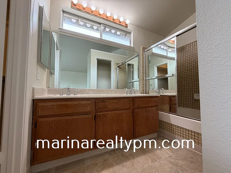 115 James River Rd — Photo 22