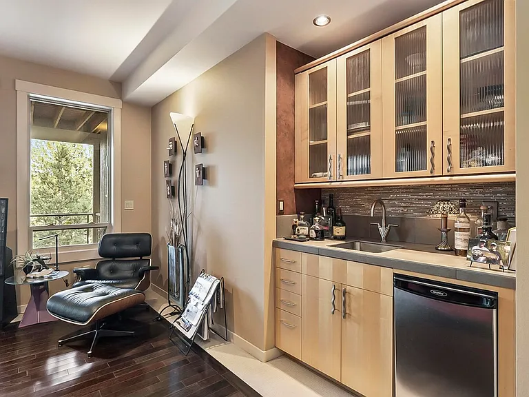 3560 NW Braid Dr — Photo 15