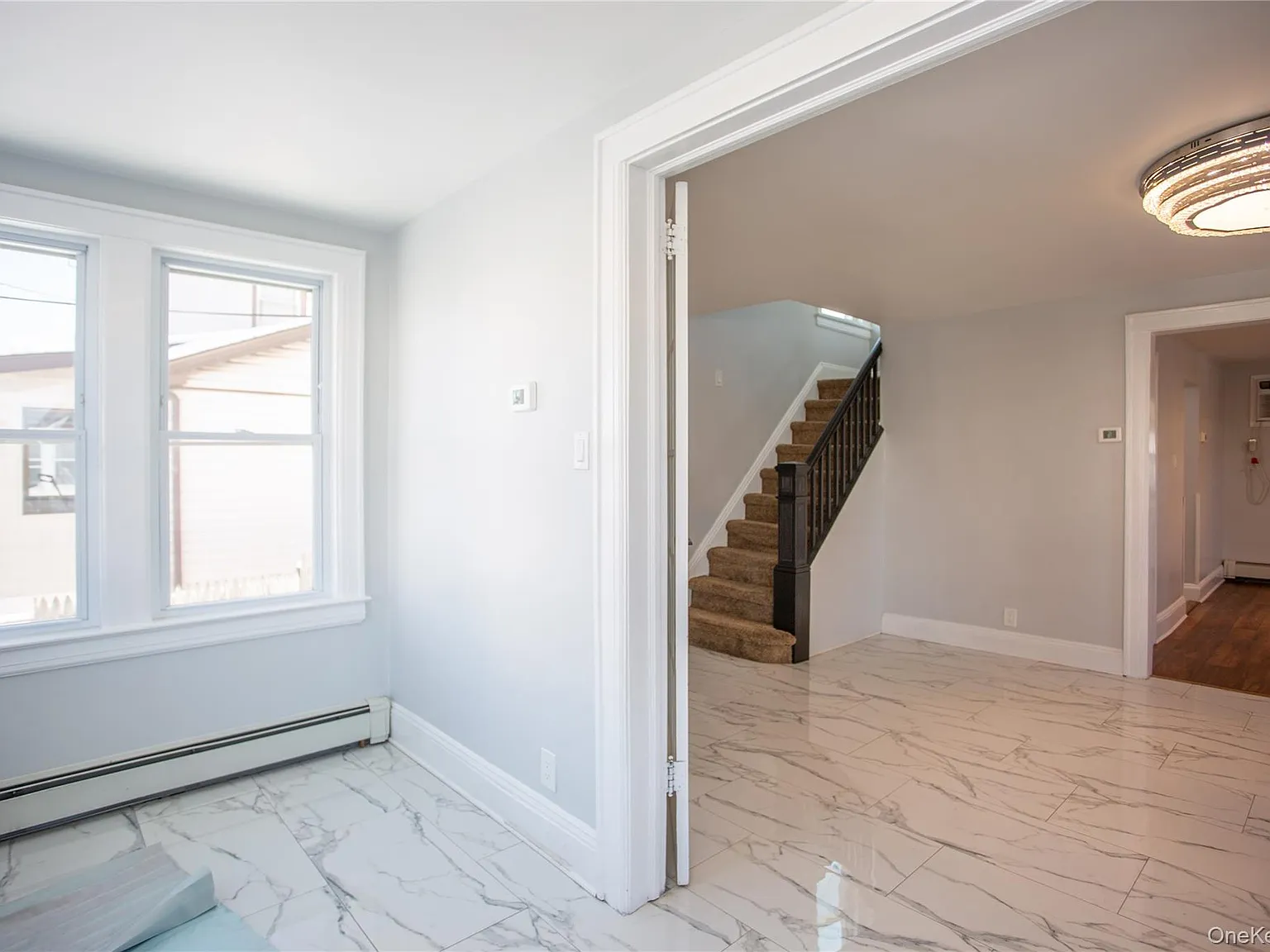 3 bed, 1.0 bath, 1179 sqft, $4,000 — Photo 3