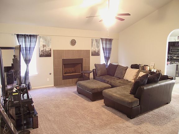 2nd image of 4929 Gold Ranch Ave