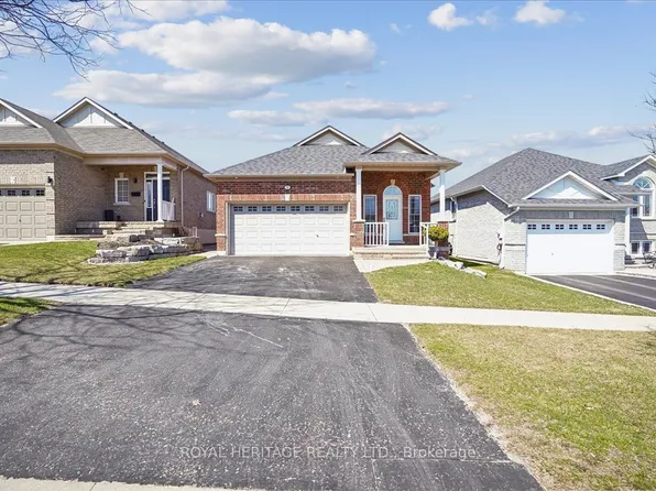 38 Bingham Gate, Clarington, ON L1E 3K3