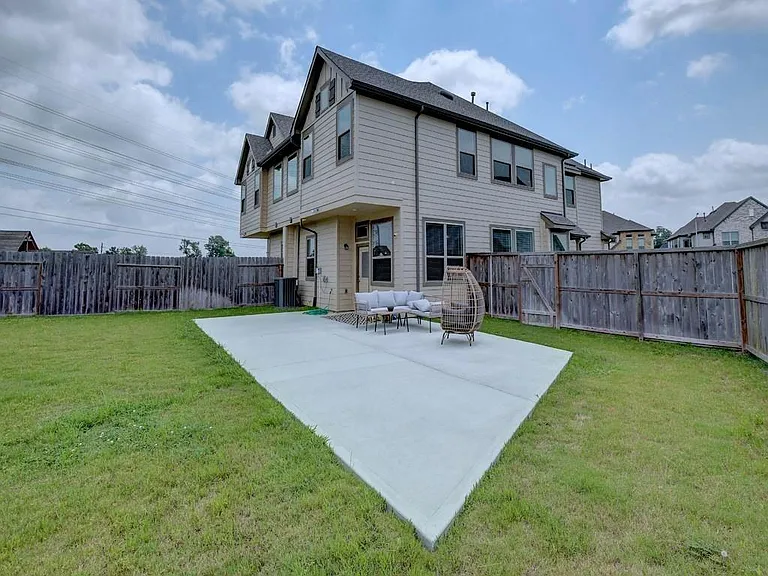 2543 Manor Valley Ct — Photo 26