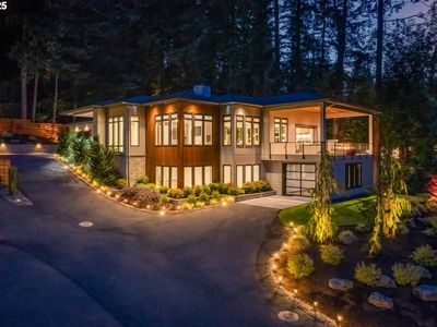 13581 Goodall Rd, Lake Oswego, OR, 97034