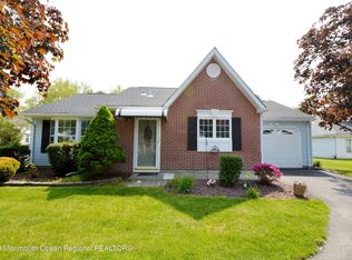12 Linton Clos #1000, Freehold, NJ 07728