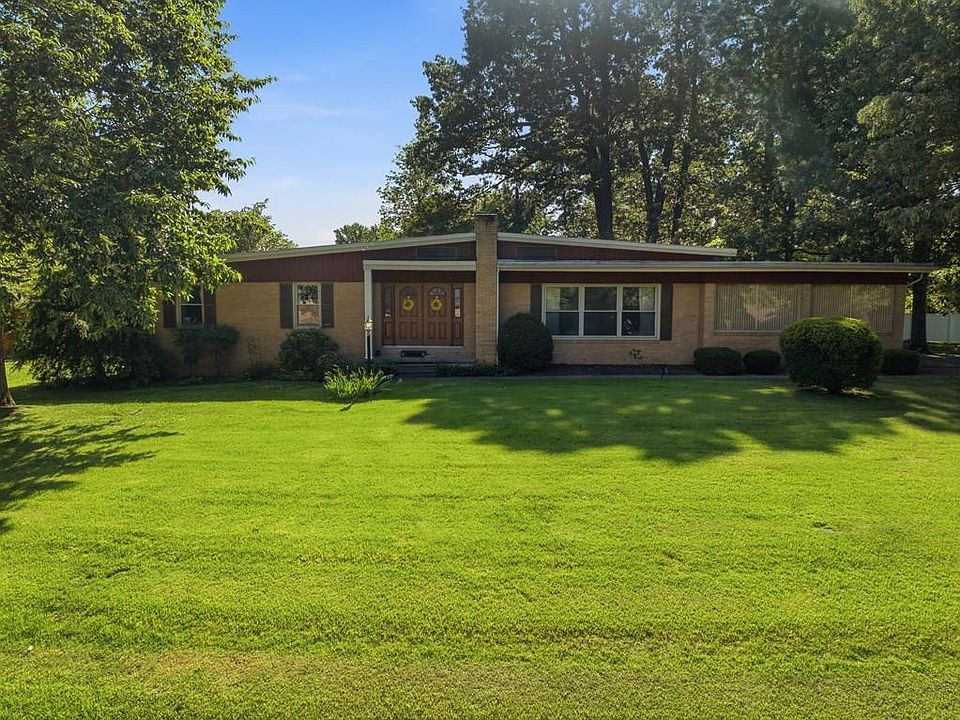 1st image of 1703 Forest Acres Dr