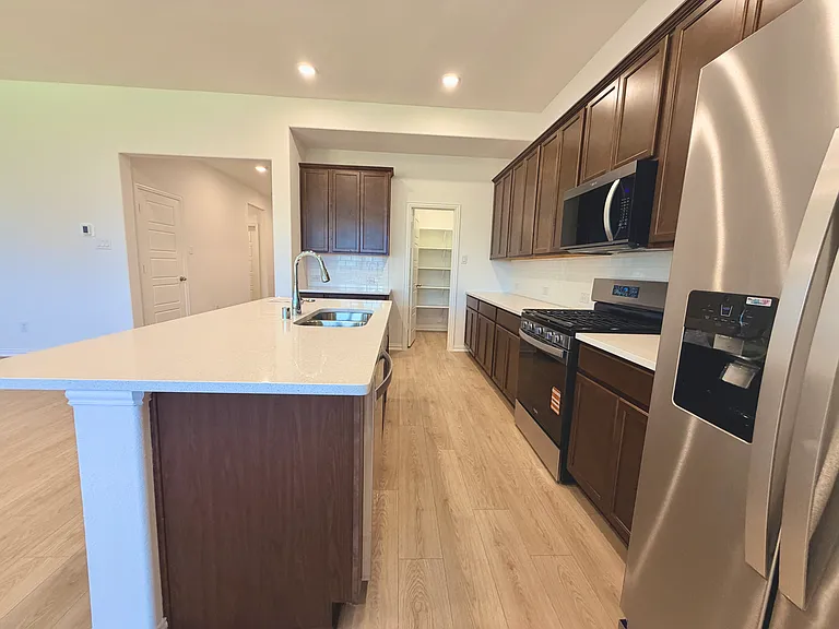 1609 Gulin St — Photo 11