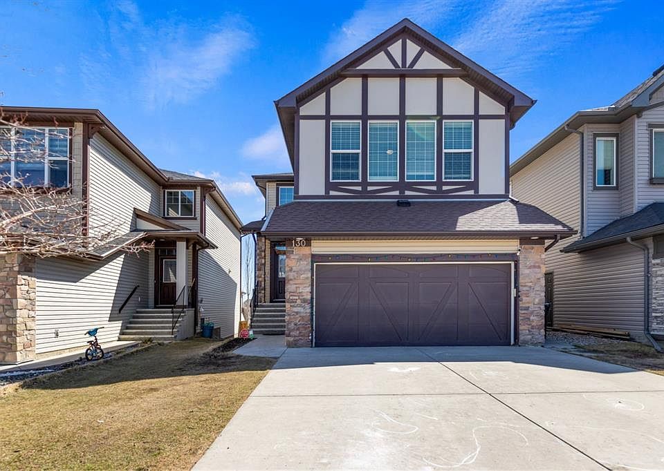 1st image of 130 W Brightonwoods Grv SE