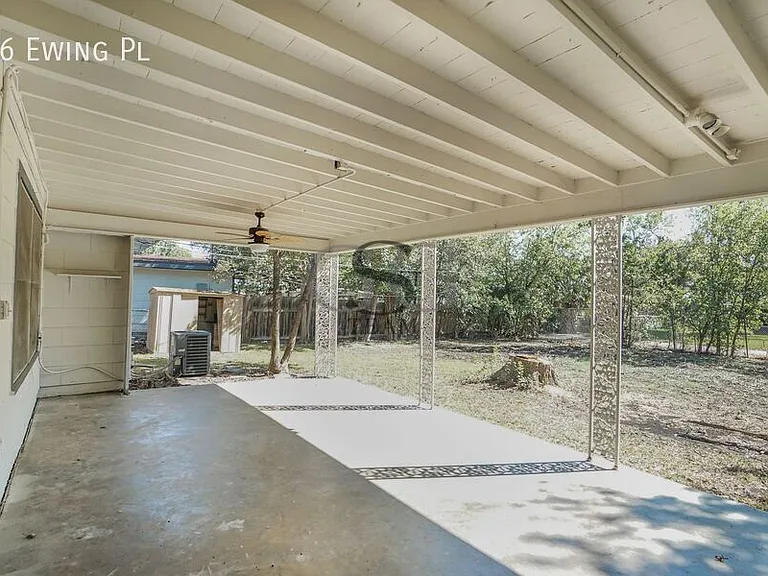 56 Ewing Pl — Photo 14
