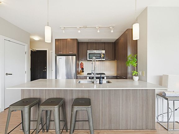 3rd image of 301 Capilano Rd #707