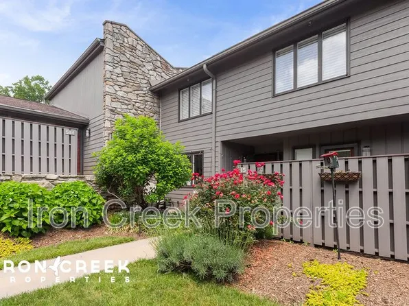 515 Crowfields Ln, Asheville, NC 28803
