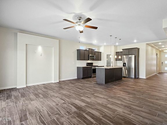 4th image of 6921 Brown Mesquite Ln