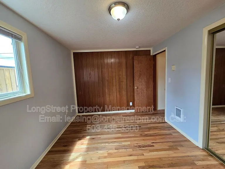 968 NW Cleveland Ave — Photo 11