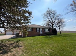 15266 Leroy Rd, Farmer City, IL