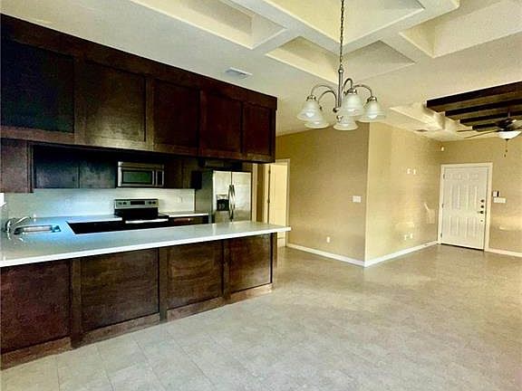 3rd image of 2407 N Mojave #4