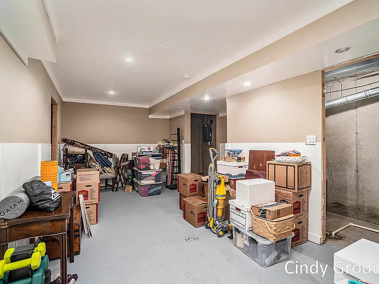 Sun Chase Dr — Photo 21