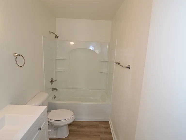 4661 S Cape Henry Ave #B — Photo 9