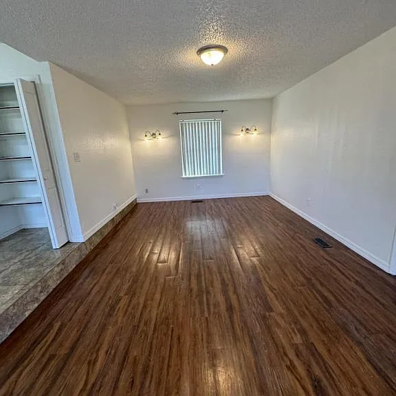 1551 N Heritage Ln — Photo 25