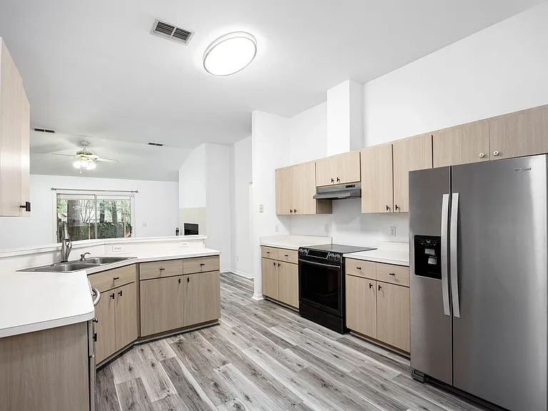 6106 SW 85th St — Photo 11