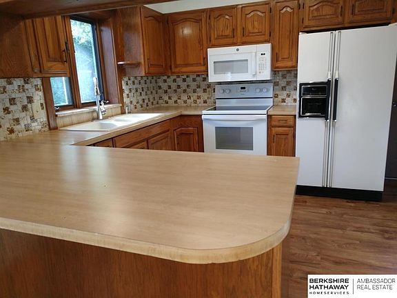 4th image of 516 N 7th St